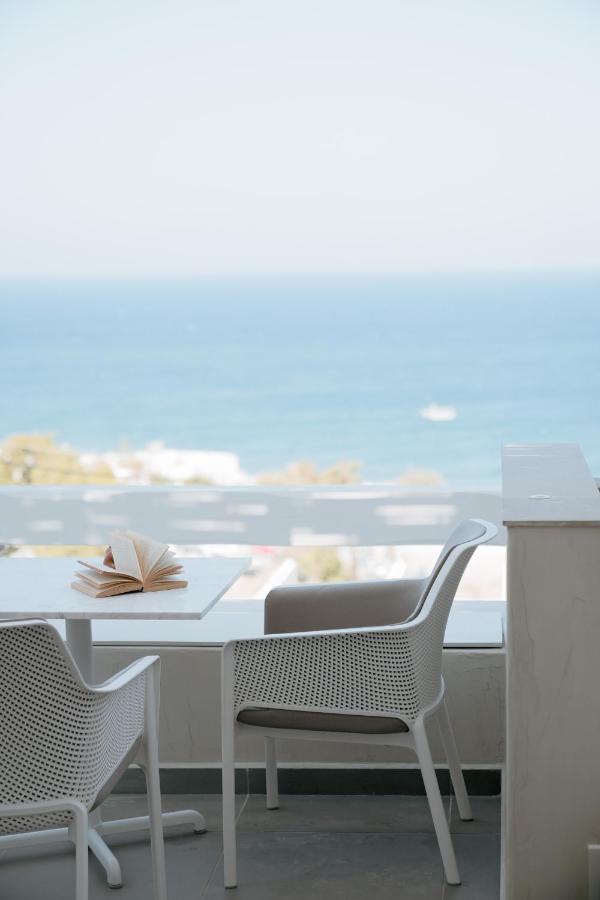 Mon Signor (Adults Only) Hotel Kamari  Exterior photo
